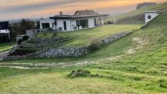 Expose Luxuriöses Achitektenhaus in Ortsrandlage