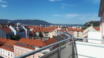 Expose Charmante Dachgeschosswohnung mit herrlichem Ausblick auf Graz
