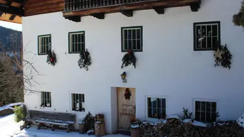 Expose Idyllisches Bauernhaus in Alleinlage im Salzburger Land - 2.5h von München entfernt