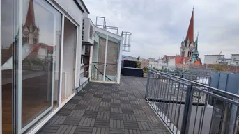 Expose Stilvolle 4 Zimmer Wohnung mit Dachterrassenflair in guter Lage