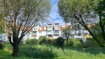 Expose Gepflegte 4-Zimmer-Wohnung mit Balkon in St Peter - Graz