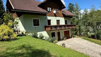 Expose Ruhe, Aussicht und viel Platz - Landhaus als Lebensmittelpunkt oder Feriendomizil