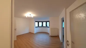 Expose Moderne 2-Zimmer Wohnung mit Aufzug und TG-Platz