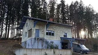Expose Geräumiges Einfamilienhaus mit Pool 