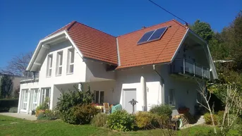 Expose Geräumige 5-Zimmer-Maisonette-Wohnung mit vielen Extras in Krumpendorf