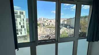 Expose Renovierte 3-Zimmer-Wohnung mit unverbautem Fernblick ins Sonnwendviertel incl. Küche Nähe U1