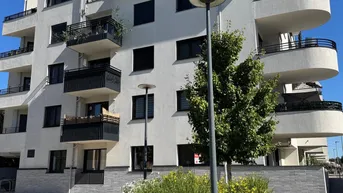 Expose Exklusive Dachgeschosswohnung mit Terrasse im Zentrum von Schwechat
