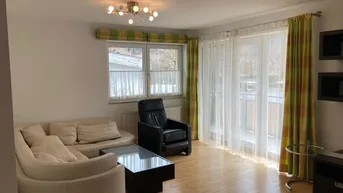 Expose Attraktive und helle 3-Zimmer-Wohnung mit Balkon und Einbauküche in Maishofen