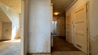 Expose Sanierungsbedürftige 3-Zimmer-Wohnung in 1210 Wien – Ihr kreatives Projekt wartet!