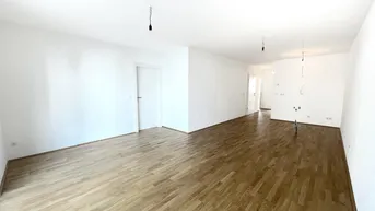 Expose 3 Zimmer Wohnung mit Freifläche in Innenhoflage