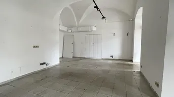 Expose Top Lage am Hauptplatz – Flexibles Geschäftslokal zur Miete