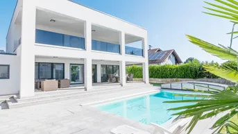 Expose ** 40 MIN VON WIEN - WILLKOMMEN IN IHREM PERSÖNLICHEN PARADIES - MODERNE VILLA - ZEITLOS ELEGANT **