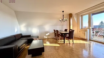 Expose SONNE UND RUHE : Geräumige 2-Zimmer-Wohnung mit überdachtem Balkon und Carport
