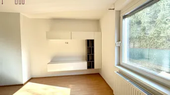 Expose PREISHIT : Ruhige 2-Zimmer-Wohnung inklusive Parkplatz nähe Mur