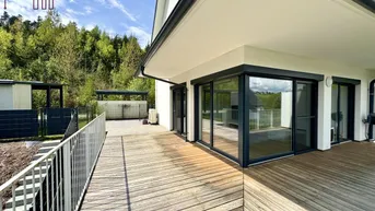 Expose WOHNEN AM WALDRAND : Exklusives Eckreihenhaus mit Garten, Terrasse und zwei Parkplätzen