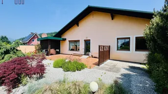 Expose FÜR NATURLIEBHABER: Sonniger Bungalow mit Gartenparadies &amp; Kirchturmblick
