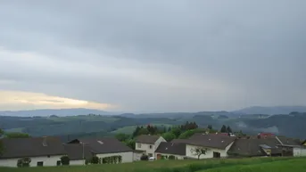 Expose Baugrund ohne Bauverpflichtung mit Fernblick; neuer Preis!