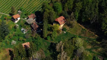 Expose Außergewöhnliche Liegenschaft im Weinparadies – Ihre Visionen werden Realität!