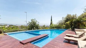 Expose Erstaunliche Designer-Villa mit 960 m² Wohnfläche und spektakulärem Blick in Esplugues, Barcelona