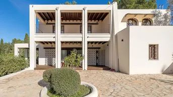 Expose Ausgezeichnetes Haus in der Nähe von Ibiza-Stadt zu verkaufen