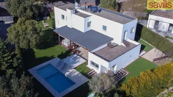 Expose 295m² Villa mit 1.062m² Garten zu verkaufen in Sant Andreu de Llavaneres