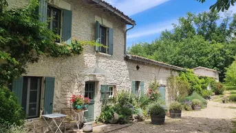 Expose Charmantes Anwesen bei Bergerac: Renoviertes Haupthaus, Gästehaus, Atelier, Salzwasserpool, Top-Lage