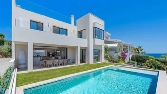 Expose Neu gebaute Luxusvilla zu verkaufen in Alcanada, Alcudia, Mallorca