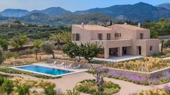Expose Neue Luxus-Finca mit Fernblick auf die Bucht von Alcudia zu verkaufenin Selva, Mallorca