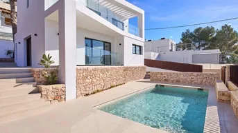 Expose Ausgezeichnete 3 Schlafzimmer Villa zu verkaufen in Cap Martinet, Ibiza