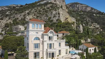 Expose Historische Residenz mit Blick auf Monaco.