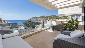 Expose Atemberaubendes Penthouse mit Gemeinschaftspool zu verkaufen in Camp de Mar, Mallorca