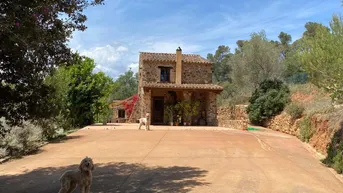 Expose 2 Schlafzimmer Landhaus zu verkaufen in Baix Empordà, Girona