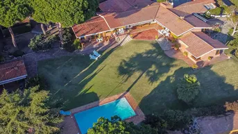 Expose 400m² Villa mit 3.000m² Garten zu verkaufen in Sant Andreu de Llavaneres