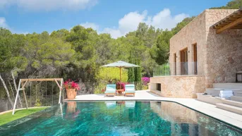 Expose Ausgezeichnetes 6 Schlafzimmer Haus / Villa mit 85,507m² Garten zu verkaufen in Santa Eulalia