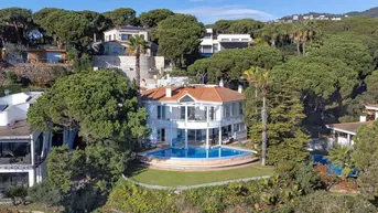 Expose Haus / Villa von 412m² zu verkaufen in Lloret de Mar / Tossa de Mar, Girona, Costa Brava