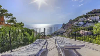 Expose Erhöhte Villa mit Meerblick und Pool zu verkaufen in Puerto Andratx, Mallorca