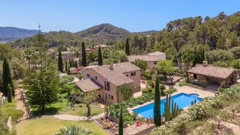 Expose Landhaus mit schöner Aussicht zu verkaufen in Es Capdella, Mallorca