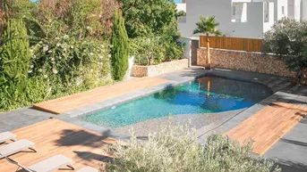 Expose Ausgezeichnetes Haus mit 4 Schlafzimmern, komplett renoviert, zu verkaufen in San Jordi, Ibiza