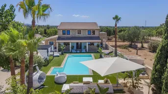 Expose Wunderschön renovierte Finca mit Blick auf die Landschaft in Llucmajor, Mallorca zu verkaufen