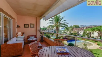 Expose Ausgezeichnete 4-Zimmer-Wohnung mit 14m² Terrasse zu verkaufen in S'Agaró, Costa Brava