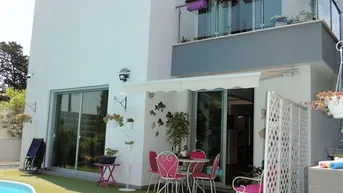 Expose Luxuriöse Villa in Gehweite zum Strand in Germasogeia, Zypern