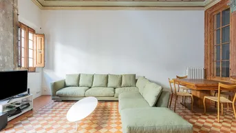 Expose 235m² Wohnung mit 8m² Terrasse in El Born, Barcelona zu verkaufen