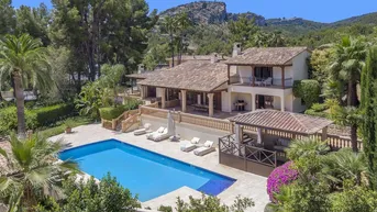 Expose Luxuriöse Villa mit 6 Schlafzimmern und mediterranem Garten zu verkaufen in Son Vida, Mallorca