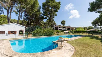 Expose Rustikale Villa mit Pool, viel Privatsphäre, Meer- und Gartenblick in Strandnähe in Jávea