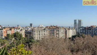 Expose Penthouse mit 73 m² Terrasse und beeindruckendem Blick über den Turó Park, Barcelona