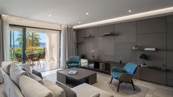 Expose Modernes Appartement in Cannes an der berühmten Croisette mit Meerblick und toller Ausstattung.