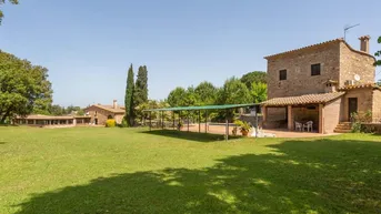 Expose 1.059m² Landhaus zu verkaufen in Baix Empordà, Girona