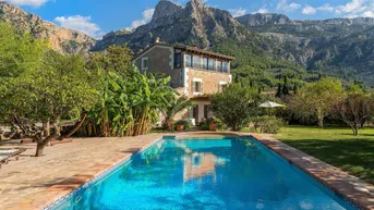 Expose Wunderschöne renovierte Finca in den Bergen von Sóller, Mallorca, zu verkaufen.