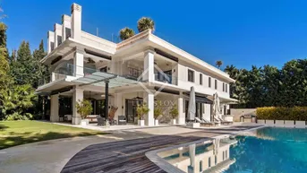 Expose Preis auf Anfrage. 1.474m² Haus / Villa zu verkaufen in Golden Mile, Marbella