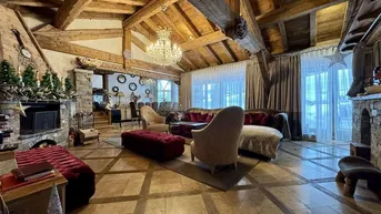 Expose Luxus-Chalet in Courchavel: 5 Schlafzimmer, Spa mit Pool &amp; Kinosaal nahe Skipiste